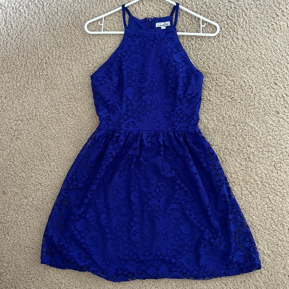 Women’s dress
